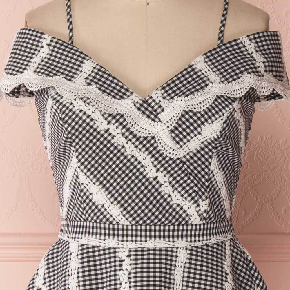 Pretty Off -Shoulder Top - Picture 4 of 8